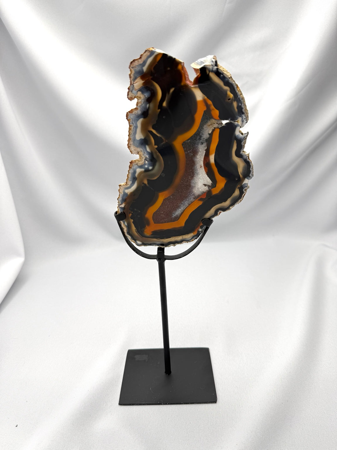 Agate slab on Stand