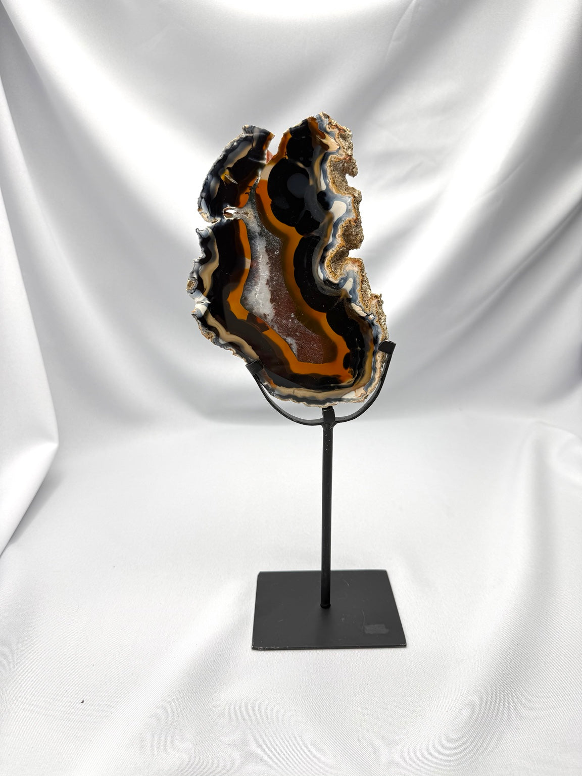 Agate slab on Stand