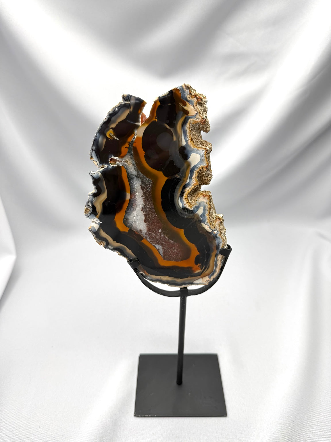 Agate slab on Stand