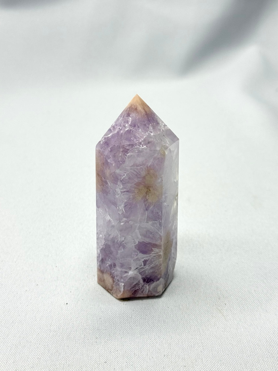 Pinker Amethyst-Turm mit Blütenachat
